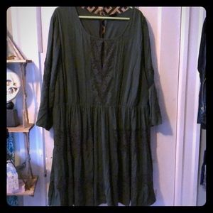 Boho peasant Torrid olive green dress